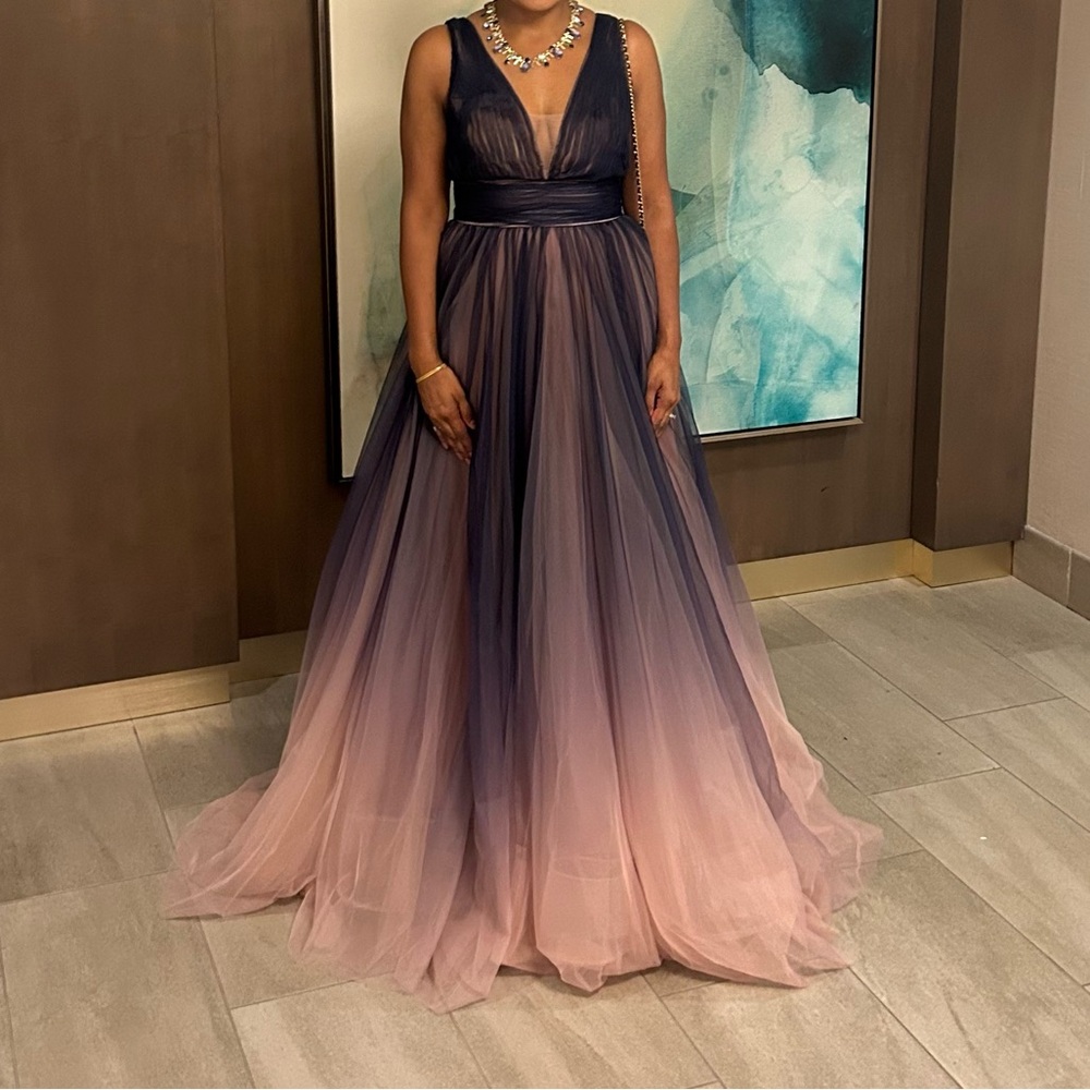 Mac Duggal 2021 Sleeveless Ombré Tulle Ball Gown Dress Size 6 Indigo Ombré